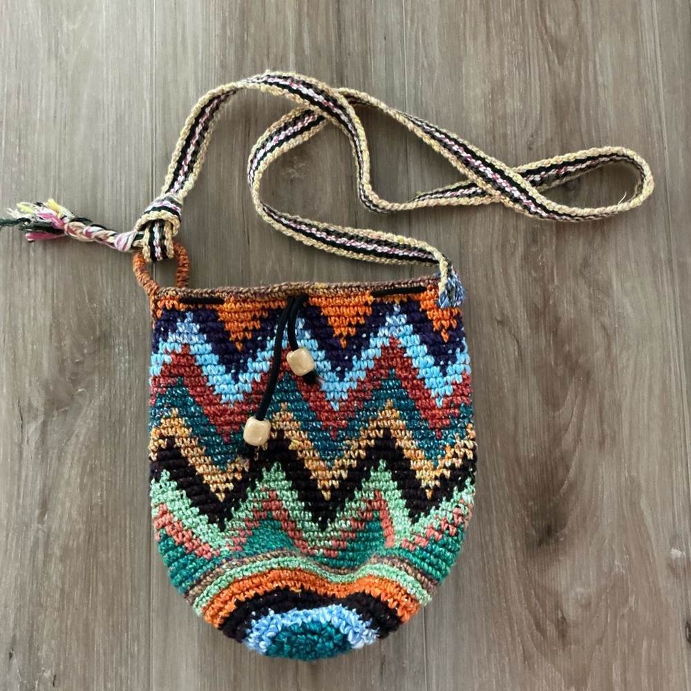 Jamaican Style Woven Bucket Bag